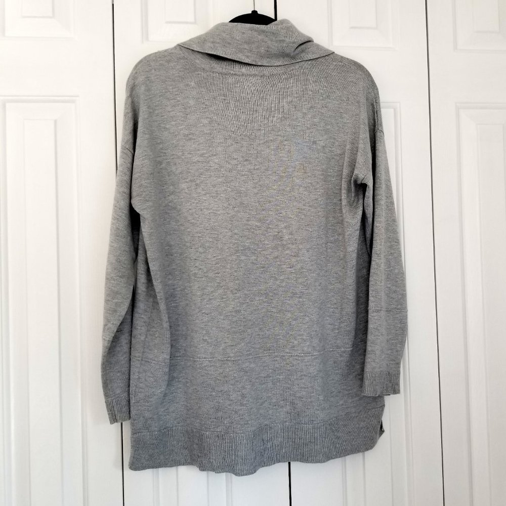 89th and Madison Light Weight Sweater, L - Picture 2 of 8